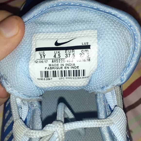 Nike Air Max - Picture 3 of 3